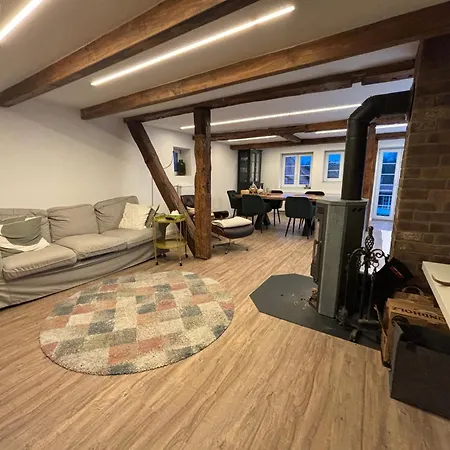 Apartment Modernes Stadtwohnen Im Charmanten Fachwerk, Mindestaufenthalt 3 Tage *