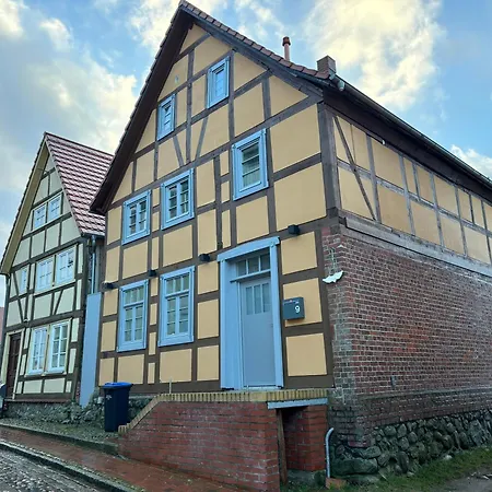 Apartment Modernes Stadtwohnen Im Charmanten Fachwerk, Mindestaufenthalt 3 Tage